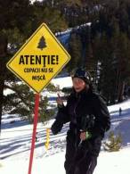 Ai grijă când schiezi - poza demo