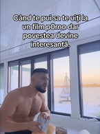 Cand te pui sa te uiti la un film x dar povestea - poza demo