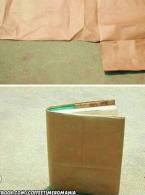 Vă amintiţi când împachetam cărţile de şcoală ? - poza demo