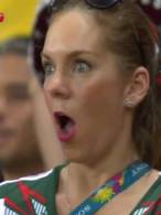 Femeia de la sfârșitul meciului Brazilia - Mexic - poza demo