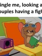 Single me, looking at couples having a fight - poza demo