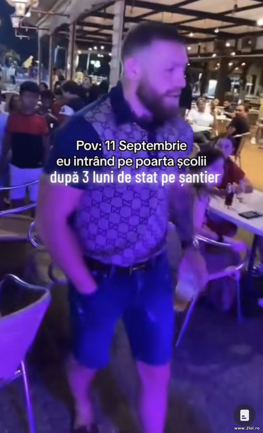 11 Septembrie eu intrand in poarta scolii | poze haioase