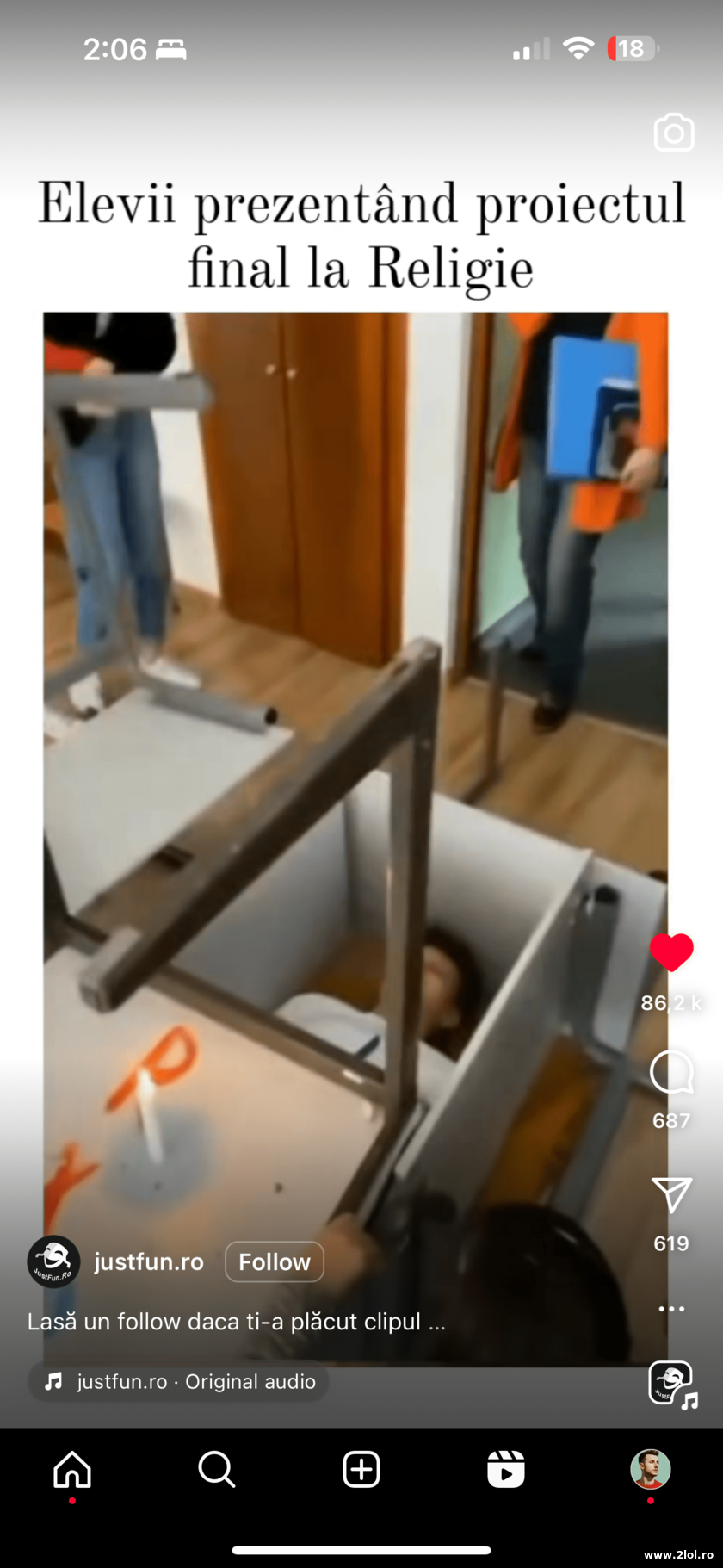 Elevii prezentand proiectul final la religie | poze haioase