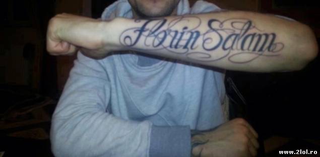 Tatuajele cu mezeluri, deasupra celor cu dragoane poze haioase