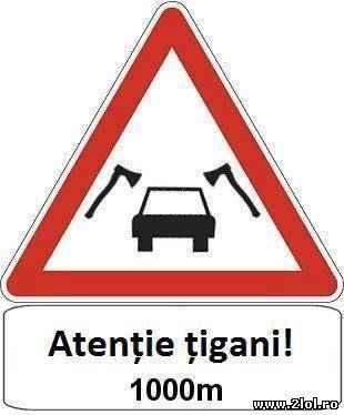 Atenție la semnele rutiere poze haioase