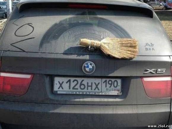 BMW X5 dotat cu tehnologie românească poze haioase