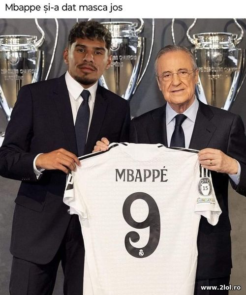 Mbappe si-a dat masca jos poze haioase