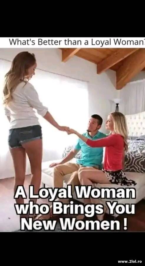 A loyal woman poze haioase