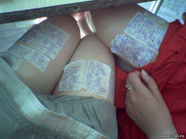 Ce ascund şcolăriţele sub fuste poze haioase