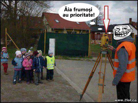 Prioritate de frumuseţe poze haioase