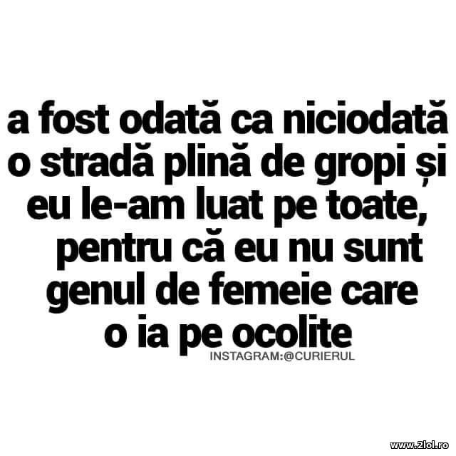 O strada plina de gropi poze haioase