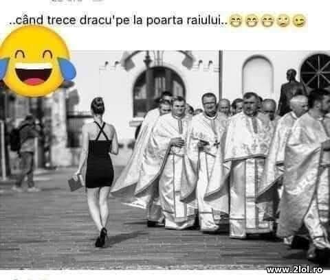 Cand trece dracu pe la poarta poze haioase
