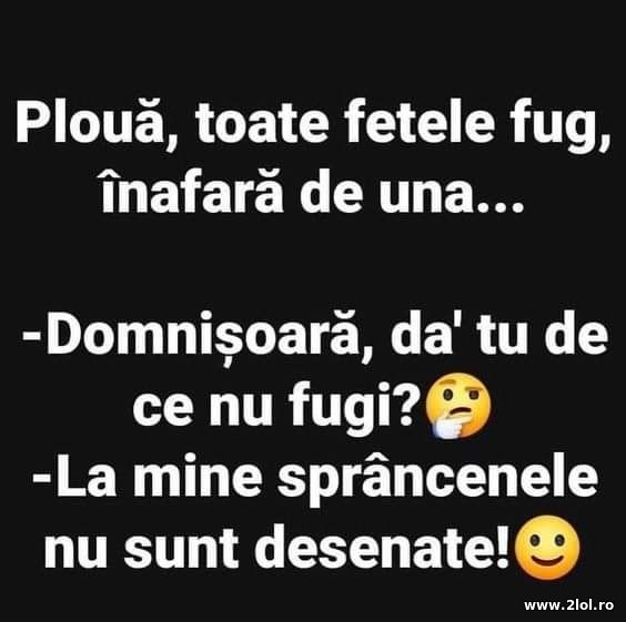 Ploua, toate fetele fug in afara de una poze haioase