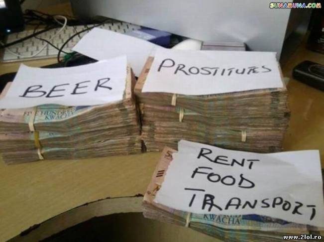 Ce fac studenții cu banii | poze haioase