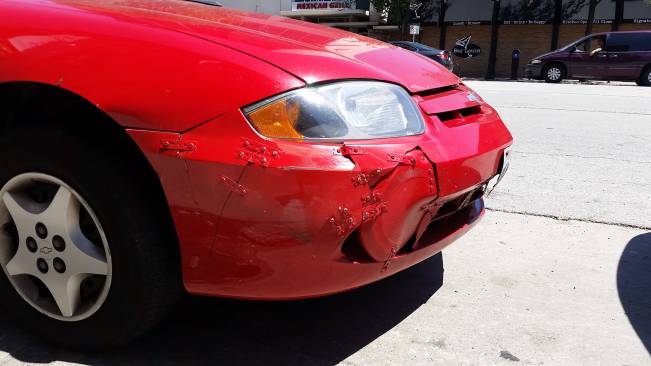 Nici nu se vede că a fost avariată | poze haioase