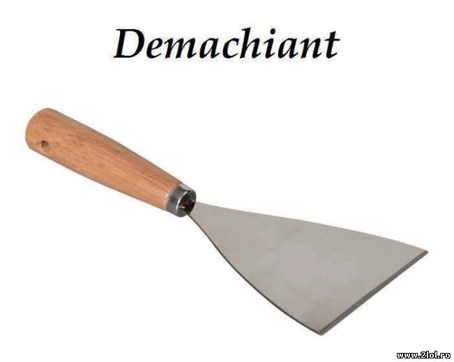 Pentru cele care exagerează cu machiajul | poze haioase