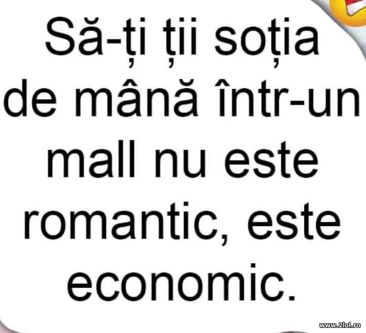Sa-ti tii sotia de mana intr-un mall | poze haioase