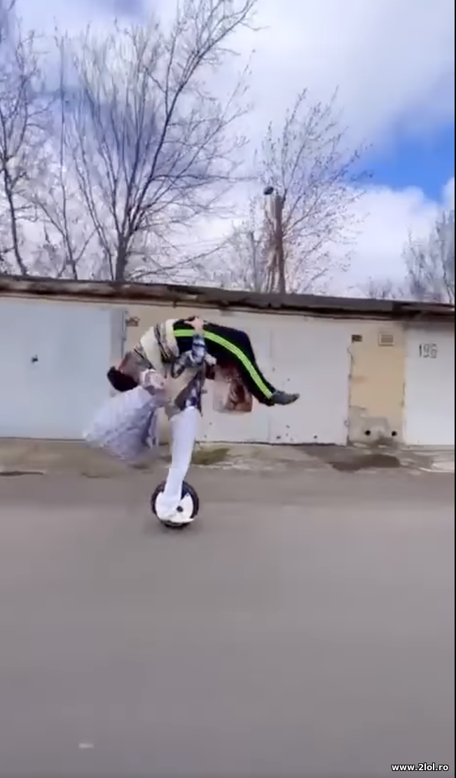 Cazut la datorie si transportat ca atare | poze haioase