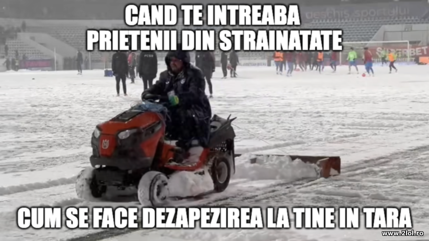 Cand te intreaba prietenii din strainatate | poze haioase