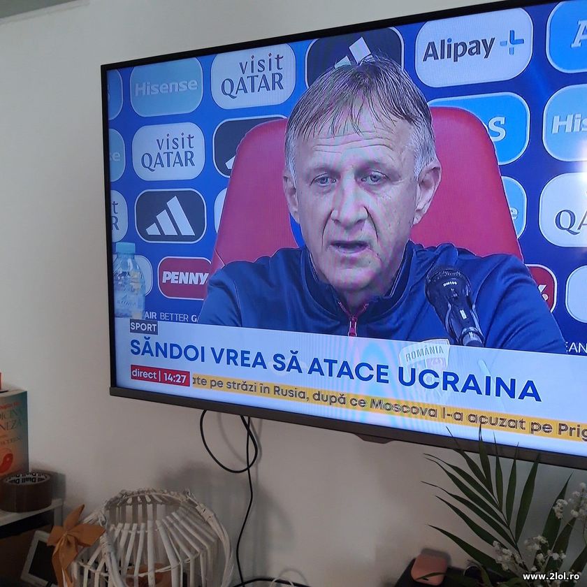 Sandoi vrea sa atace Ucraina | poze haioase