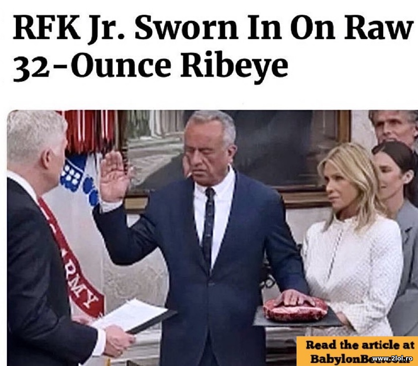 RFK Jr. Sworn in on raw ribeye | poze haioase