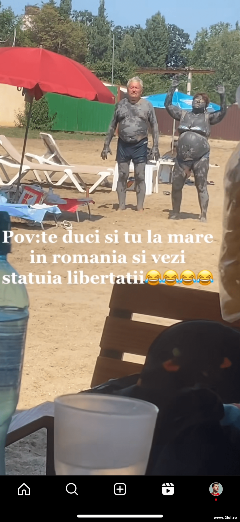 Te duci la mare si vezi statuia libertatii | poze haioase