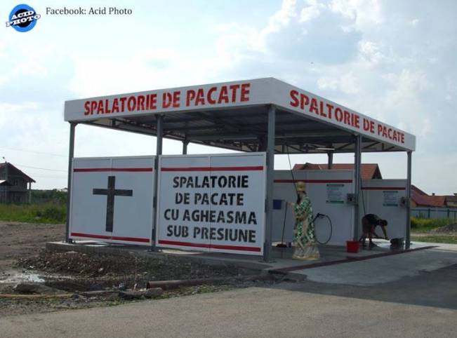 Noua spălătorie a bisericii spală mașini și păcate | poze haioase