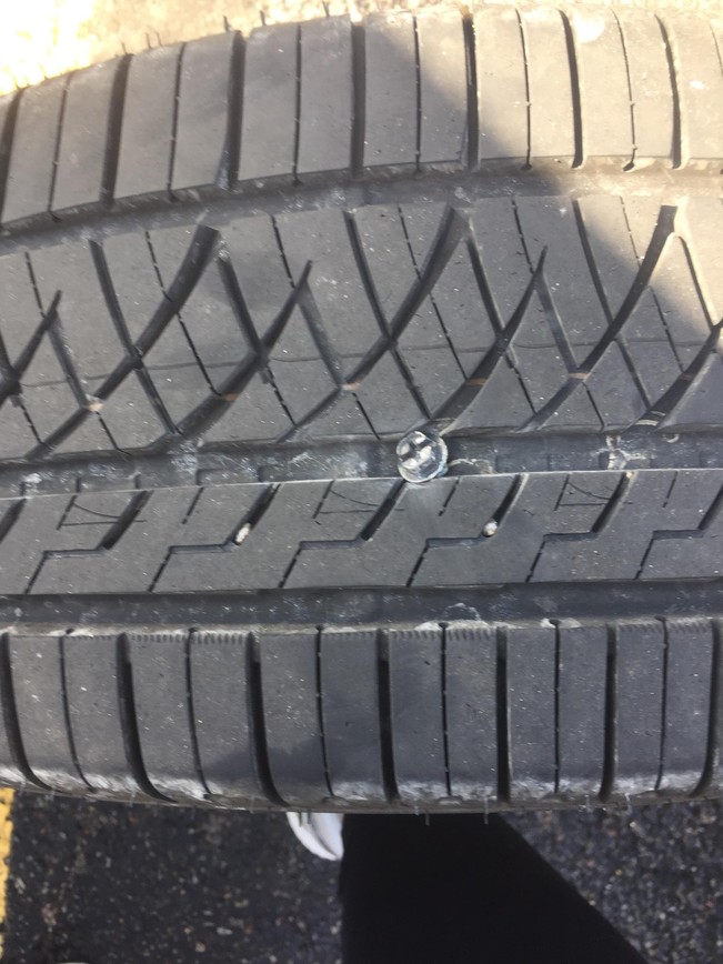 Cand ai ghinion cu cauciucul | poze haioase